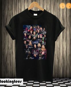 Marvel Avengers Endgame poster signature T shirt