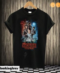 Millie Bobby Brown Stranger Things Autographed Group Shot Graphic T shirt