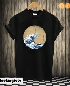 The great wave off Kanagawa Godzilla T shirt