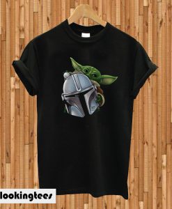 Baby Yoda And The Mandalorian Helmet T-shirt