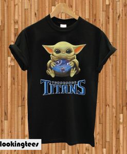 Baby Yoda Hug Tennessee Titans T-shirt