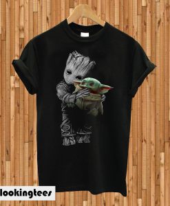 Groot Hug Baby Yoda T-shirt