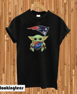 Star Wars Baby Yoda hug Philadelphia T-shirt