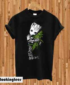 Baby Groot hug weed T-shirt