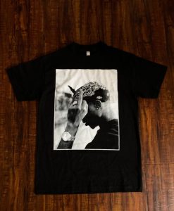 Tupac 2pac rapper middle finger t shirt NF